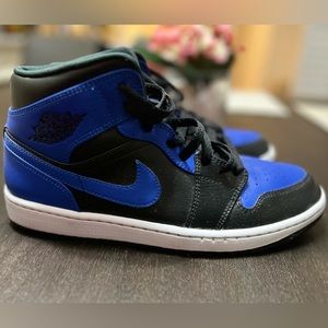 Air Jordan 1 Mid Hyper Royal, gently used - $100 size 10 men